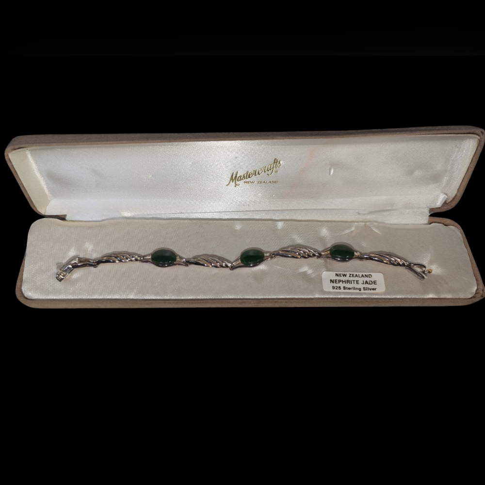 New Zealand Nephrite Jade 925 sterling silver bracelet